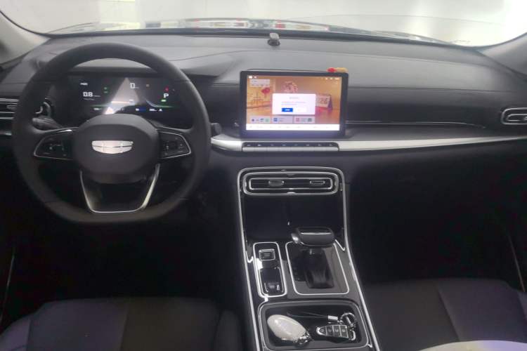 Used Geely Auto Emgrand 2026 Model 5th Generation 1.5L CVT Luxury Edition