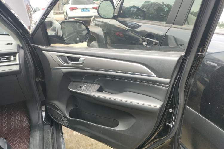 Used Haval M6 2021 PLUS 1.5T DCT Luxury Smart Connectivity Model