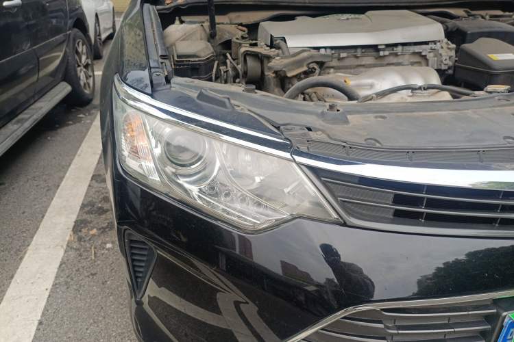 Used Toyota Camry 2015 2.0G Premier Edition Right Front Headlight