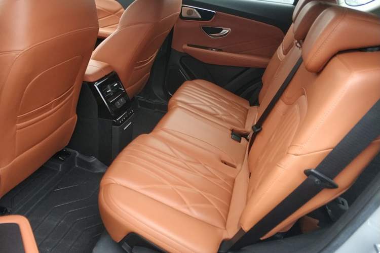 Used JETOUR Shanhai Shanhai L7 2024 1.5T 120km ULTRA 7-Seater
