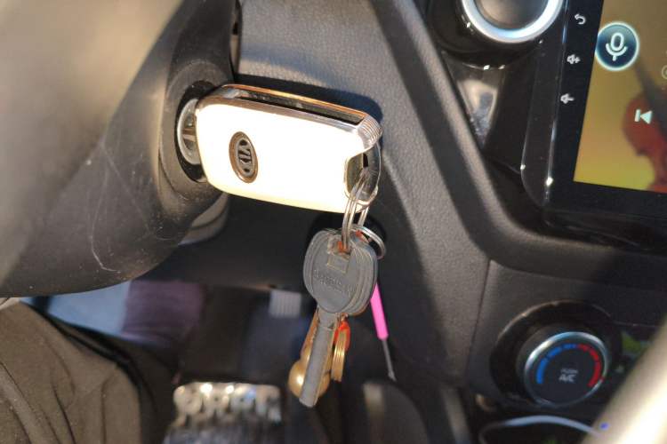 Used Kia K2 2015 Sedan 1.4L Automatic GLS