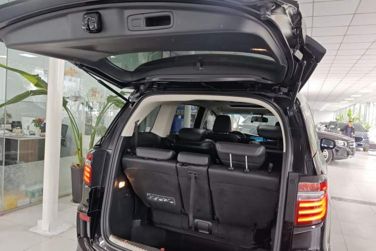 Used Honda Elysion 2016 2.4L Luxury Edition Trunk