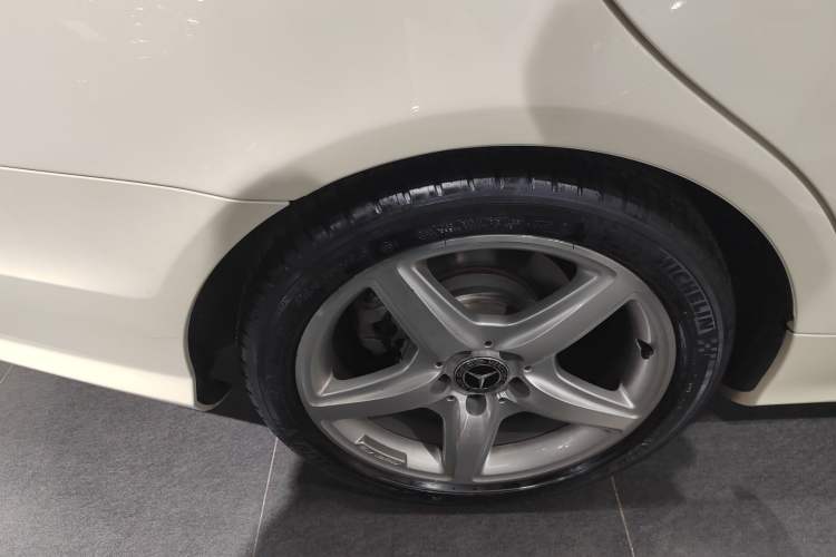 Used Mercedes-Benz CLS 2012 CLS 300 CGI Exterior 5