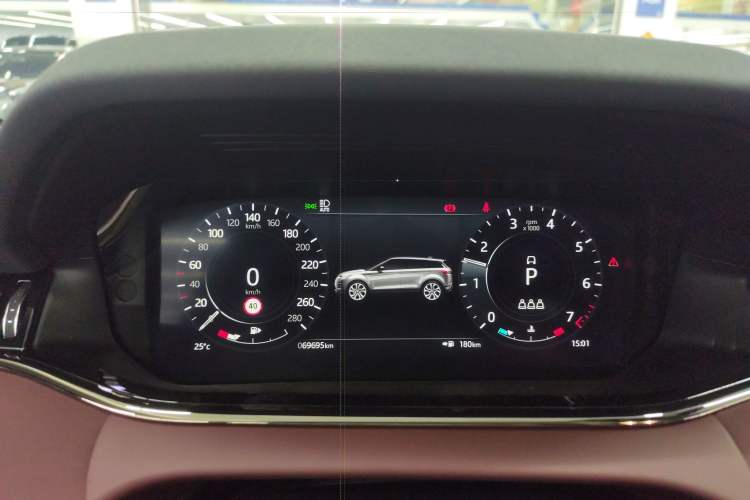 Used Land Rover Range Rover Evoque 2022 Facelifted Aurora L 249 PS R-Dynamic Luxury Edition