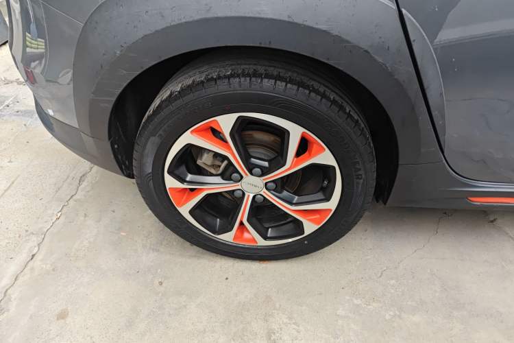 Used Lynk & Co 02 2018 1.5T DCT Two-Wheel Drive Zhaoban China V Standard Right Rear Wheel Hub