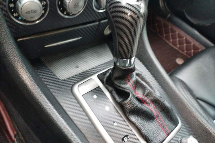 Used Mercedes-Benz SLK-Class 2006 SLK 280 Gear Lever