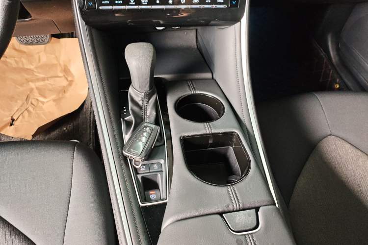 Used Toyota Avalon 2022 2.0L Ambition Edition