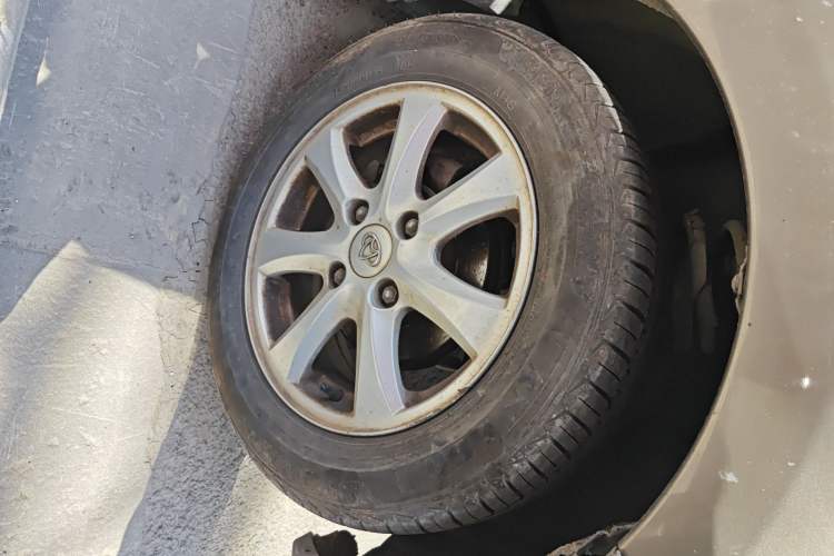 Used CHANGAN KAICHENG Ounuo S 2014 1.5L Base Version Right Front Wheel Hub