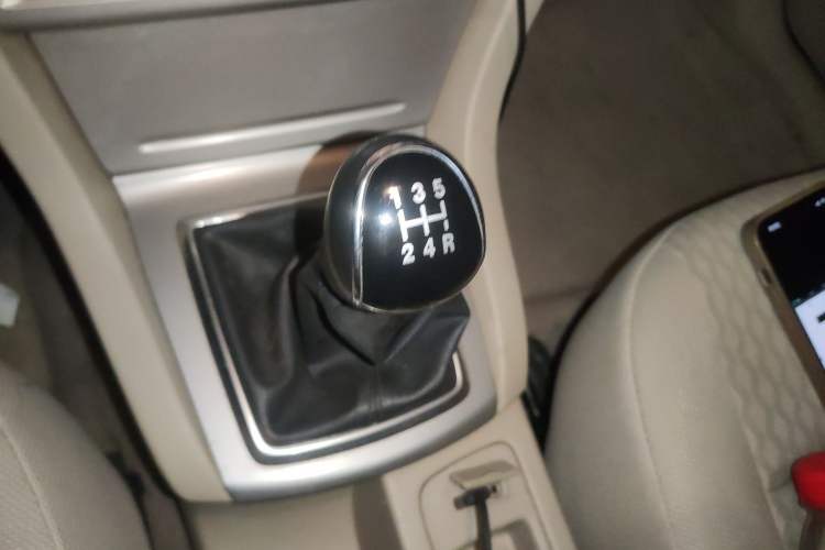 Used Ford Focus 2012 Sedan Classic 1.8L Manual Base Model Gear Lever