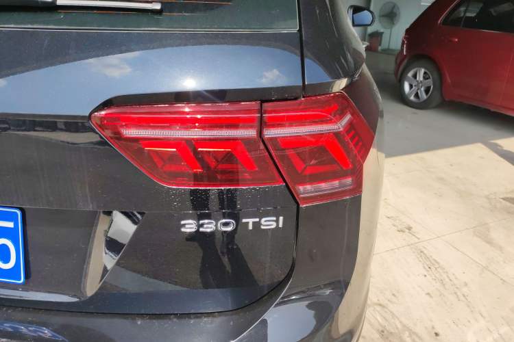 Used Volkswagen Tiguan L 2024 330TSI Automatic Two-Wheel Drive R-Line Enhanced Edition