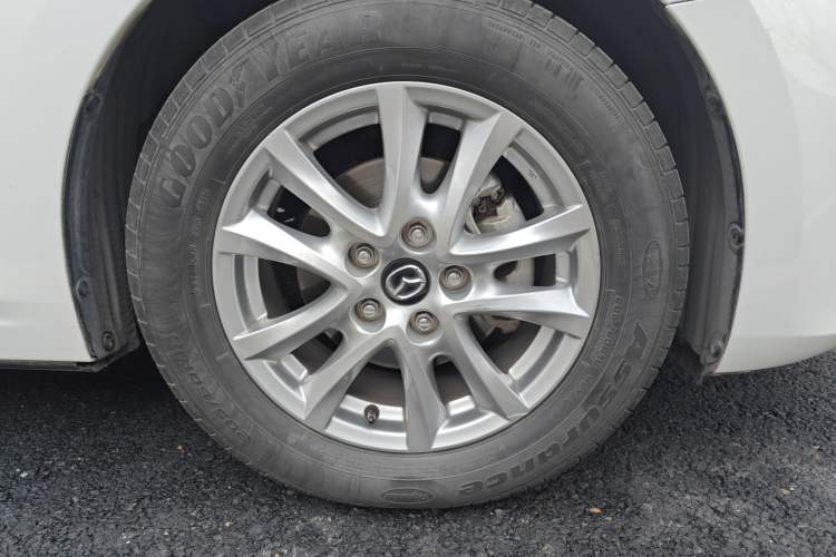 Used Mazda 3 Axela 2016 Sedan 1.5L Manual Luxury Model Right Front Wheel Hub