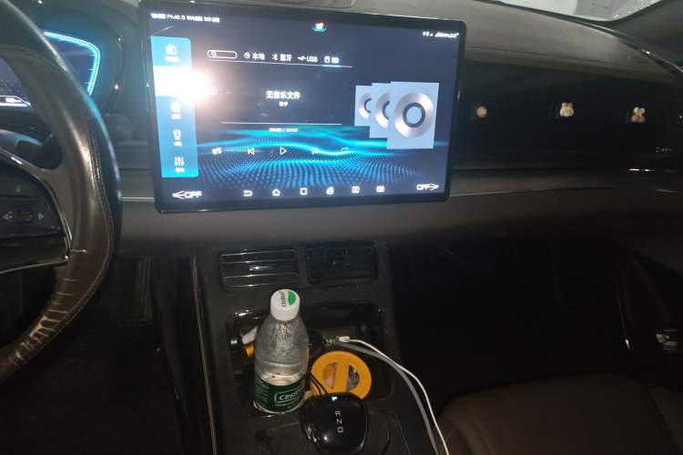 Used BYD Han 2020 DM Four-Wheel Drive Performance Edition Luxury Model Audio And AC Panel