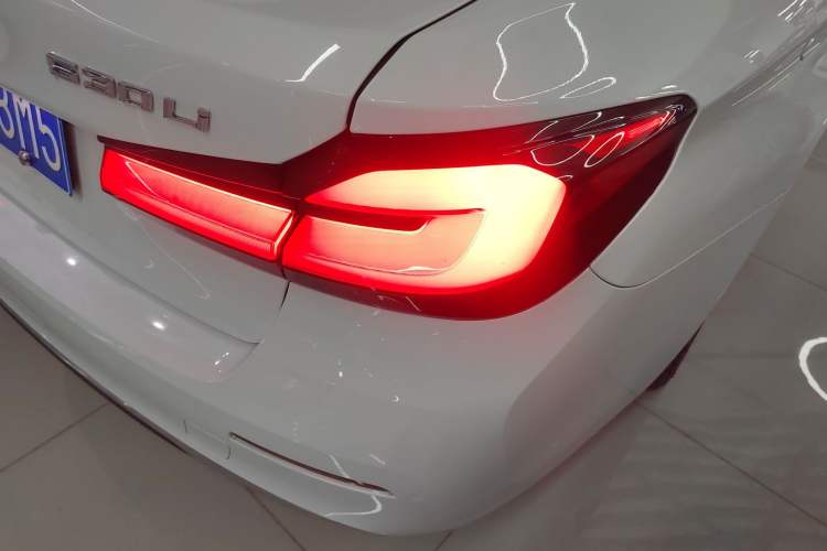 Used BMW 5 Series 2021 Updated 530Li Luxury Package Premium Edition