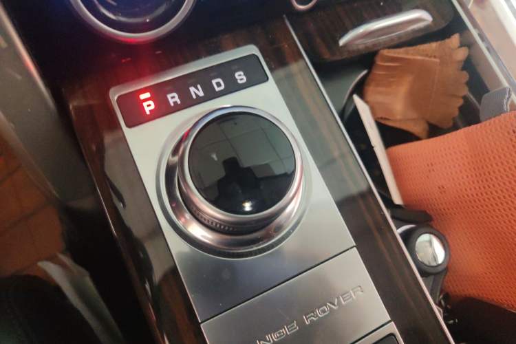 Used Land Rover Range 2016 3.0 SC V6 Vogue Extended Version
