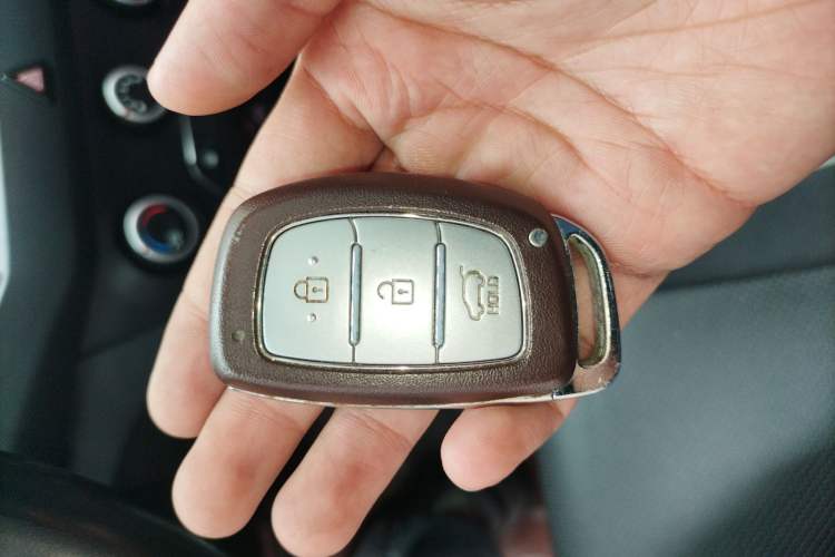 Used Hyundai ix25 2015 1.6L Automatic Two-Wheel Drive Smart GLS Trim