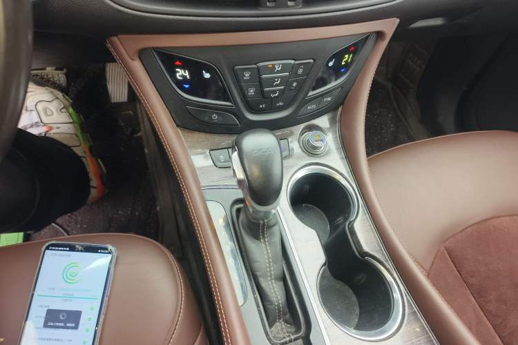 Used Buick Envision 2017 20T Two-Wheel Drive Luxury Model