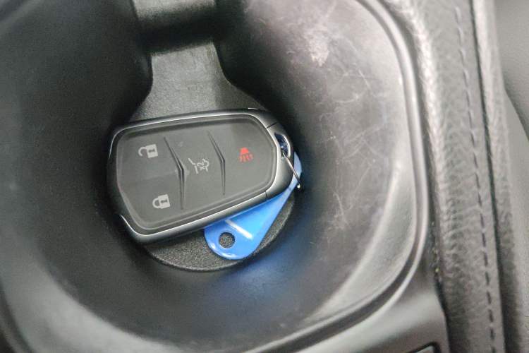 Used Cadillac XT4 2021 28T Two-Wheel Drive Luxury Version