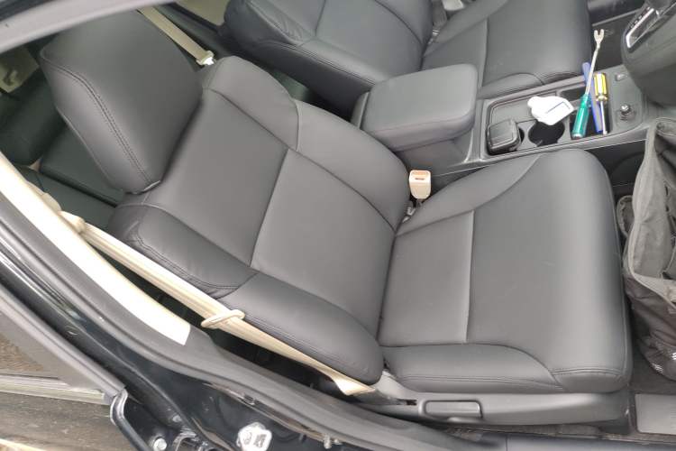 Used Honda CR-V 2016 2.0L two-wheel drive Urban Edition