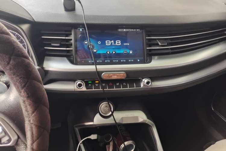 Used Haval H6 2017 Red Label 2.0T Automatic Two-Wheel Drive ZhiShang Model