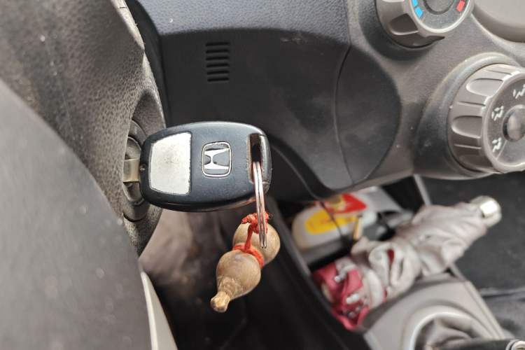 Used Honda Fit 2011 1.3L manual Comfort version
