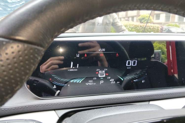 Used FORTHING T5 EVO 2021 1.5TD DCT Diamond Edition