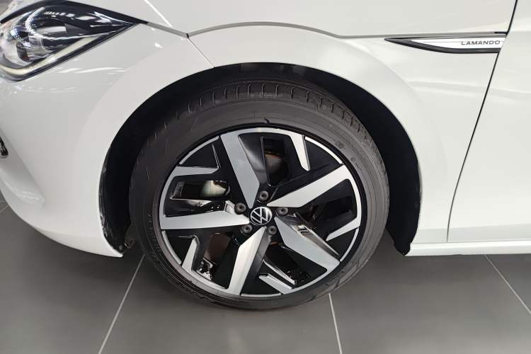 Used Volkswagen Lamando 2024 Lavida L 280TSI DSG Cool & Spicy Edition
