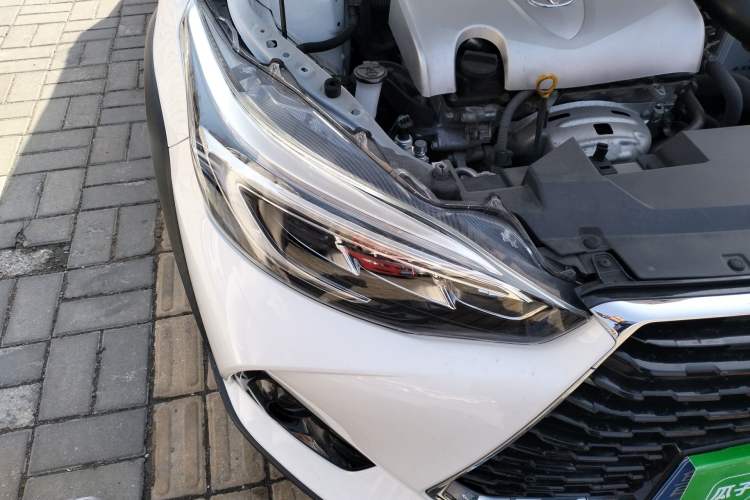 Used Toyota YARiS L Zhi Xuan 2020 X-Trail X 1.5L CVT Leading Edition Right Front Headlight