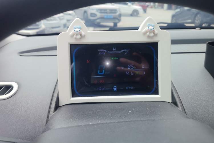 Used CHANGAN NEVO Lumin 2022 210km Sweet Edition
