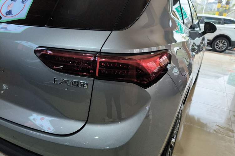 Used Buick Envision 2025 25T Entry-Grade Platinum Edition