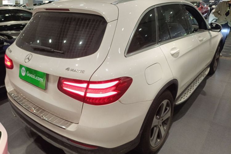 Used Mercedes-Benz GLC 2016 GLC 300 4MATIC Dynamic Model
