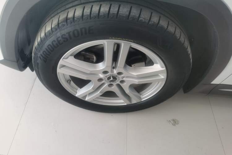 Used Mercedes-Benz GLA 2022 Second Facelift GLA 200 Left Front Wheel Hub