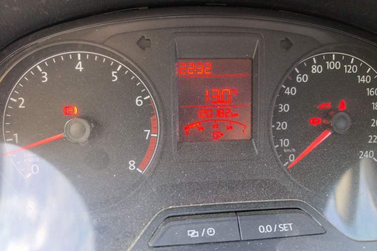 Used Volkswagen Jetta 2015 Value Edition 1.6L Manual Fashionable Style
