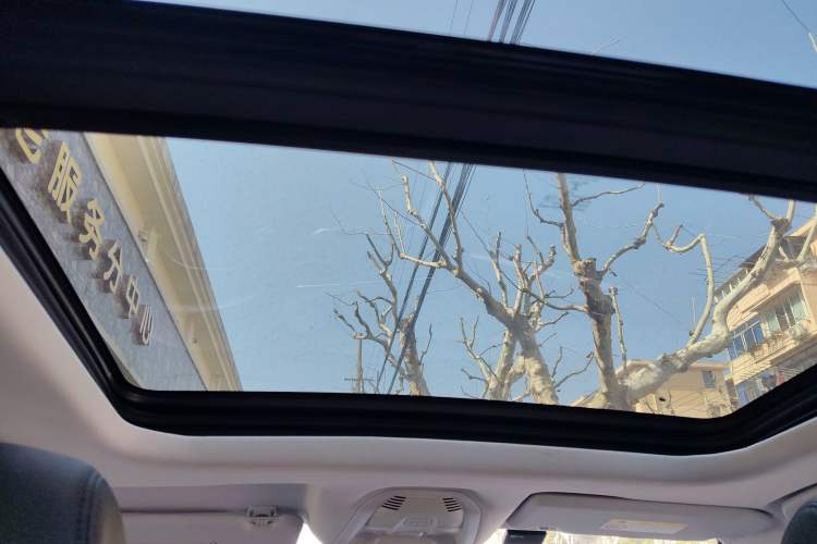 Used Peugeot 5008 2017 380THP 7-Seater Luxury Edition