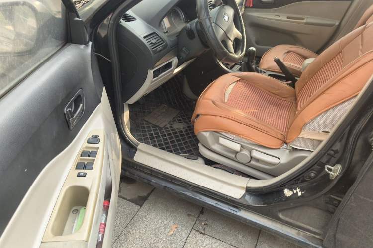 Used Bestune B50 2012 1.6L Manual Limited Edition