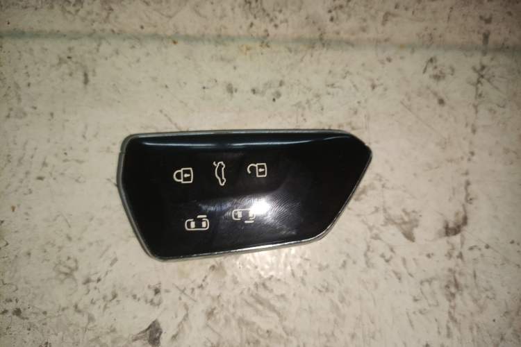 Used Volkswagen Viloran 2023 380TSI Luxury Edition Vehicle Key