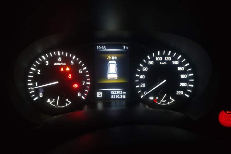 Used Nissan Terra 2020 2.5L XL Upper Automatic Two-Wheel Drive Luxury Edition Instrument Cluster