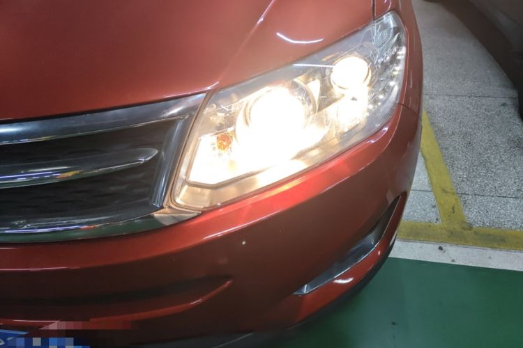 Used Chery Tiggo 5 2014 2.0L CVT Family Deluxe Edition Left Front Headlight