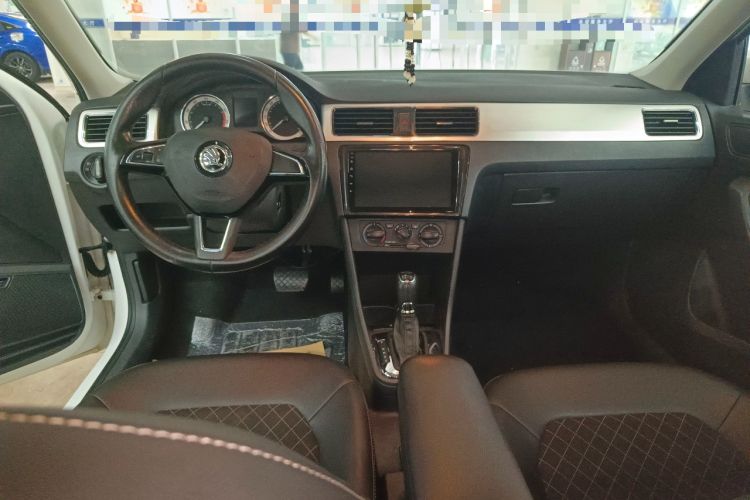 Used Skoda Rapid 2019 1.5L Automatic Comfort Edition China V Standard Gear Lever