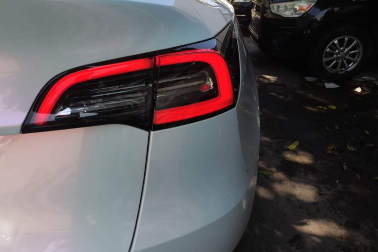 Used Tesla Model Y 2022 Rear-Wheel-Drive Version