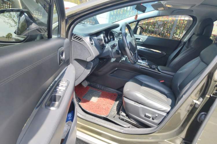 Used Peugeot 3008 2015 2.0L Automatic Trend Edition