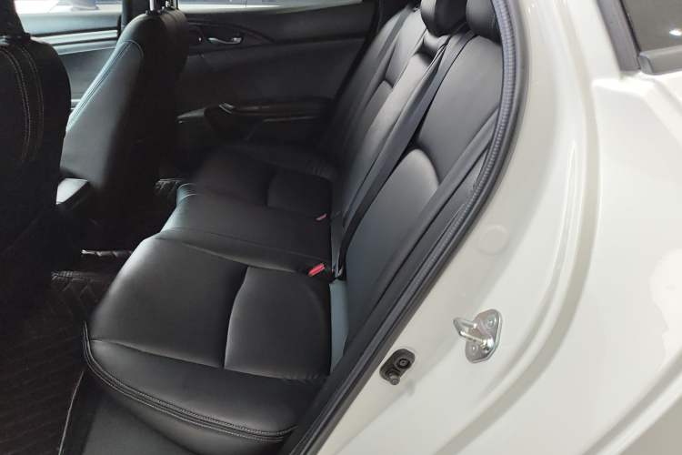 Used Honda Civic 2021 HATCHBACK 220TURBO CVT New Trendsetter