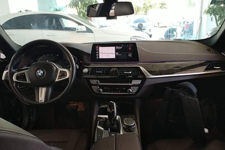 Used BMW 5 Series 2020 525Li M Sport Package