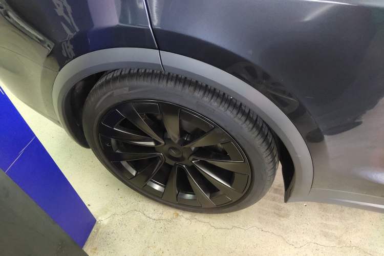 Used Tesla Model X 2023 Dual-Motor All-Wheel-Drive Version