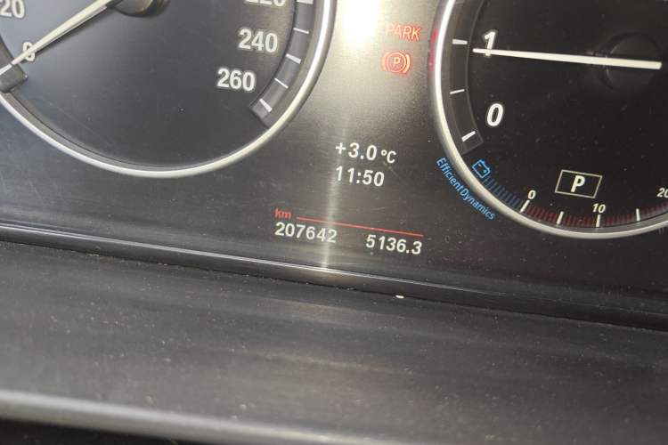 Used BMW 5 Series 2012 523Li Luxury Model
