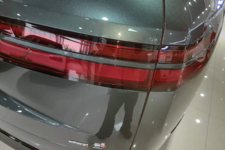 Used Denza N9 2025 Flagship Model