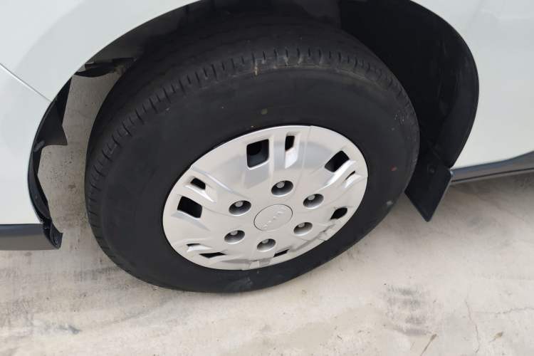 Used Iveco Fidato 2023 C30 Passenger Van 2.0T 93kW Manual Transmission Xingtu Edition Low Roof
