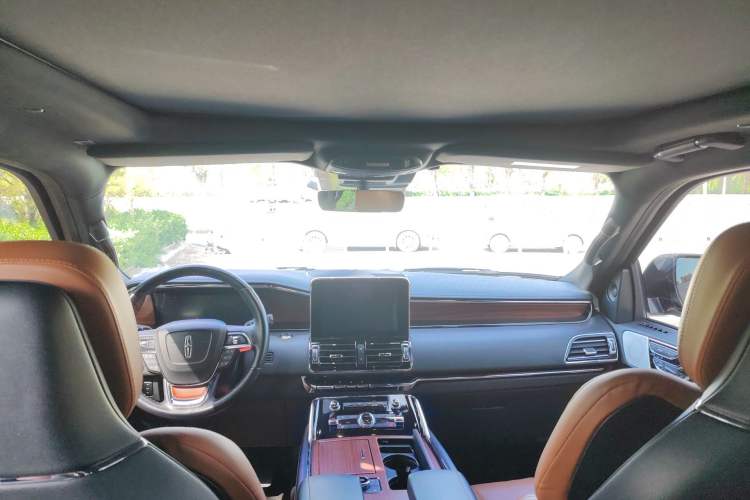 Used Lincoln Navigator 2020 3.5T Prestige Edition Headliner