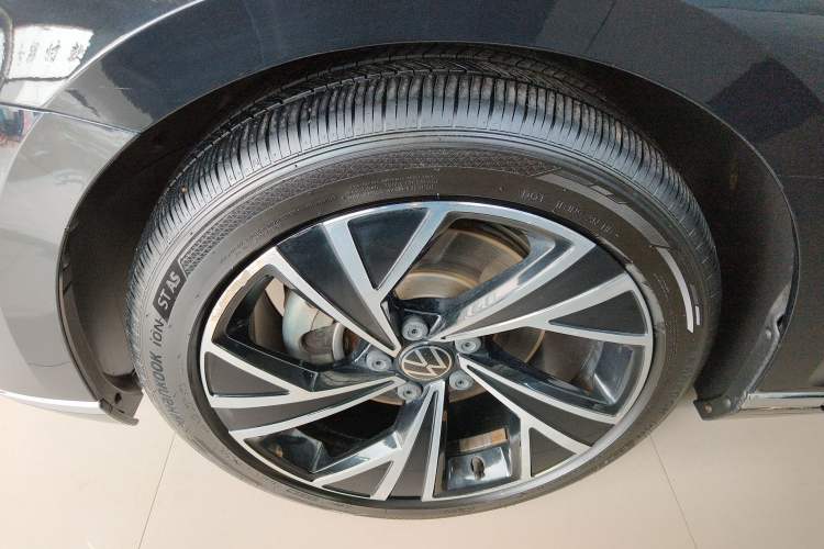 Used Volkswagen Magotan 2020 330TSI DSG Luxury Edition Exterior 4