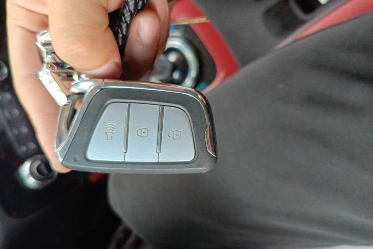 Used JAC iEV7S 2018 Smart Enjoyment Model