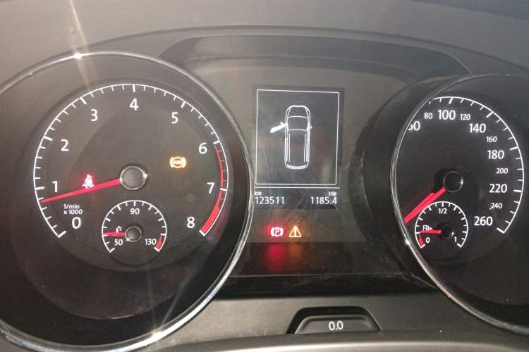 Used Volkswagen Touran 2016 Touran L 280TSI DSG Style Edition
